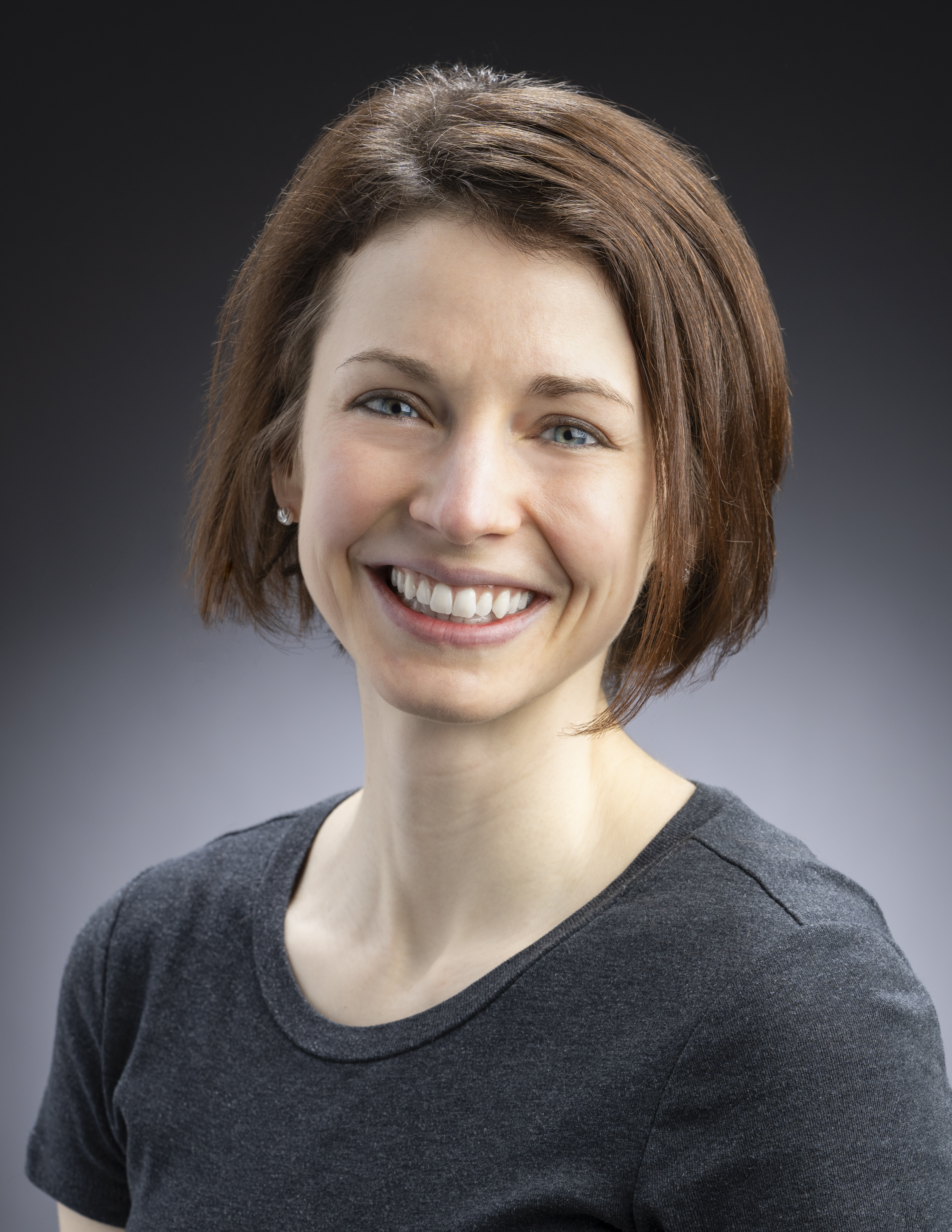 Photo of Shannon MacKenzie